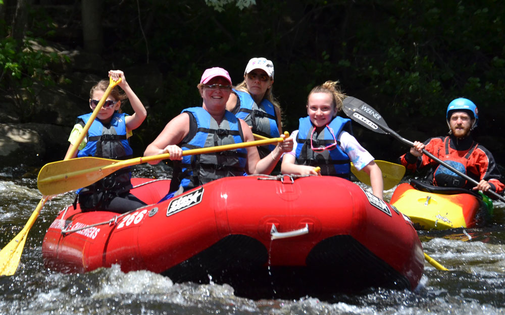 white-water-rafting-on-the-Lehigh-River-Near-NY-and-Near-NJ